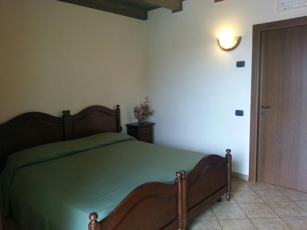 Agriturismo Cascina Del Peso Leinì Szoba fotó